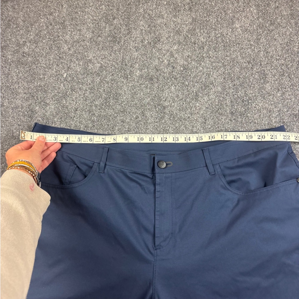 PUBLIC REC Men’s Navy Dealmaker 5-pocket Pant size: 44 x 34 - Picture 5 of 9